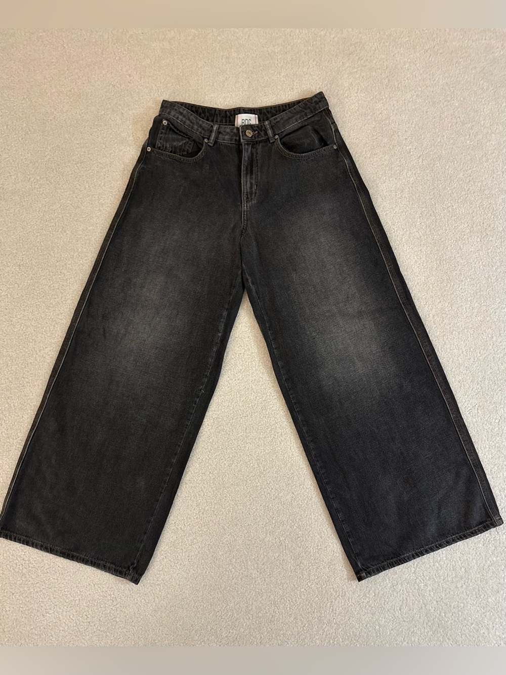 RARE FIND BDG Black Denim Relaxed Baggy Extra Wide Leg Jeans Size 27